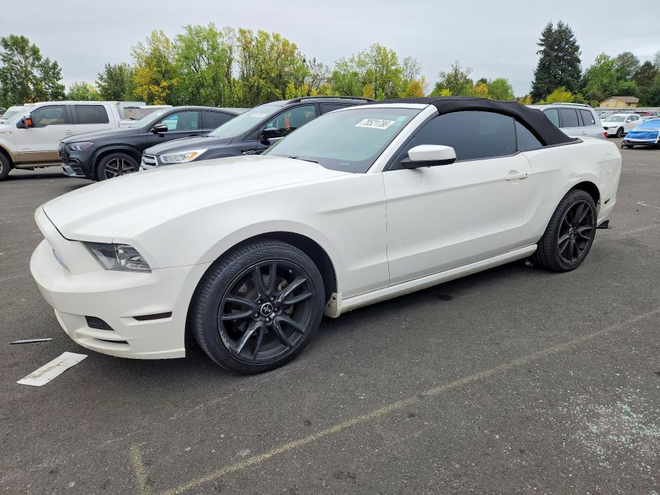 2013 Ford Mustang მანქანა იყიდება აუქციონზე, vin: 1ZVBP8EM1D5224656, აუქციონის ნომერი: 70521786