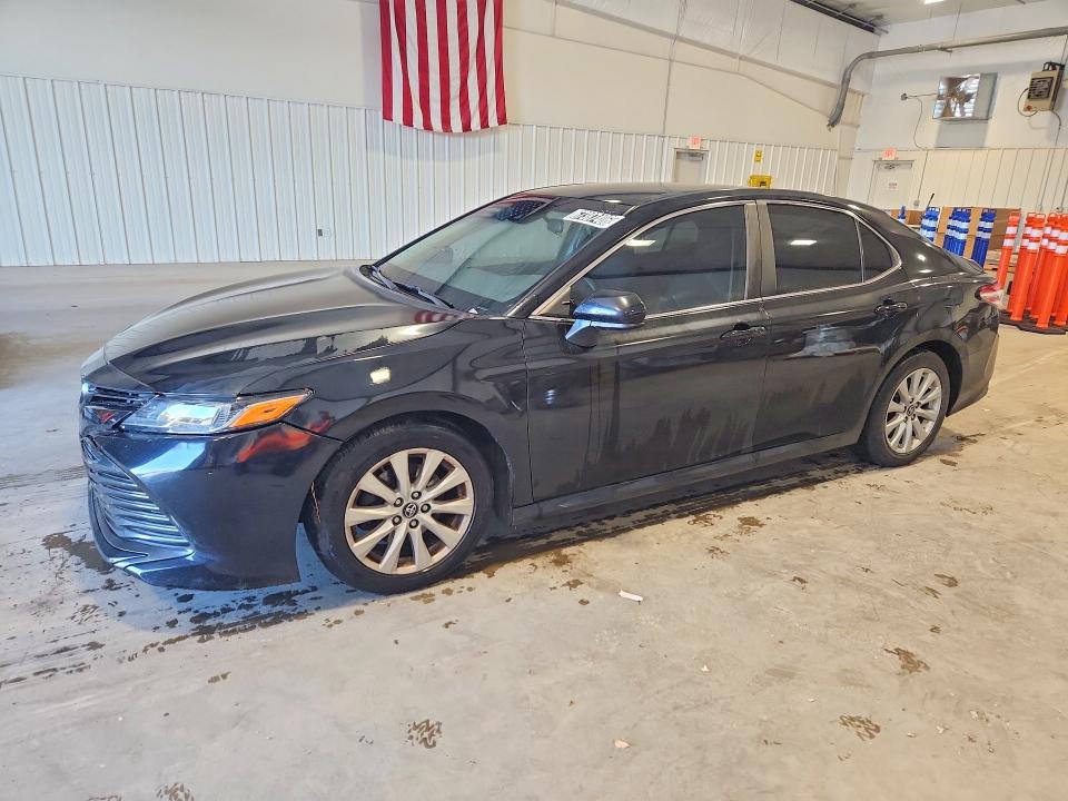 Aukcja sprzedaży 2018 Toyota Camry, vin: 4T1B11HK7JU588454, numer aukcji: 67387406