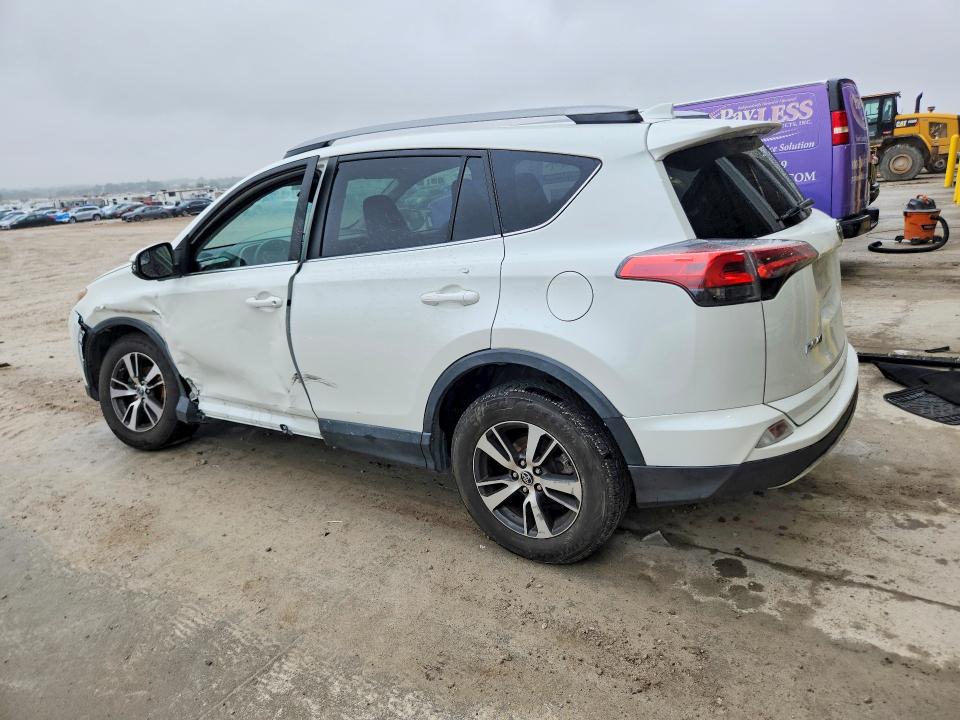 Продажа на аукционе авто 2017 Toyota Rav4, vin: 2T3RFREV8HW556708, номер лота: 70429426