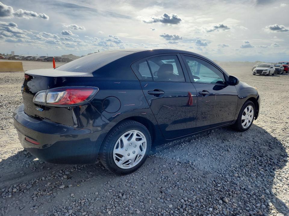 70475056 :رقم المزاد ، JM1BL1U72D1715486 vin ، 2013 Mazda 3 مزاد بيع