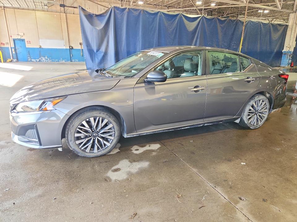 67629886 :رقم المزاد ، 1N4BL4DV0SN333582 vin ، 2025 Nissan Altima مزاد بيع