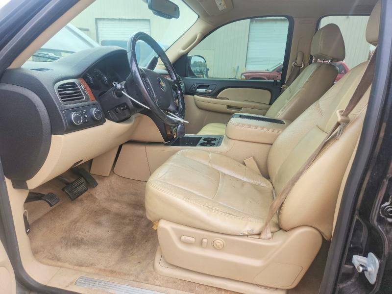 69233176 :رقم المزاد ، 1GNFK13017J151561         vin ، 2007 Chevrolet Tahoe مزاد بيع