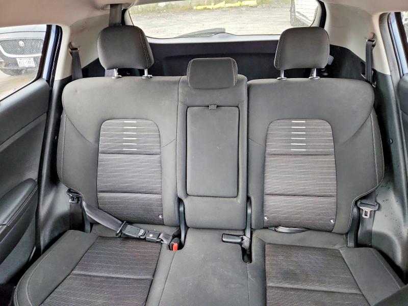 69287686 :رقم المزاد ، KNDPMCAC2J7437388 vin ، 2018 Kia Sportage مزاد بيع