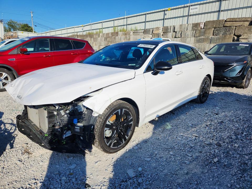 2022 Kia K5 მანქანა იყიდება აუქციონზე, vin: 5XXG64J22NG157717, აუქციონის ნომერი: 67300416