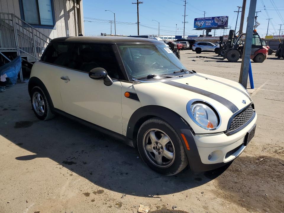 Продаж на аукціоні авто 2008 Mini Cooper, vin: WMWMF33578TT59345, номер лоту: 70323126