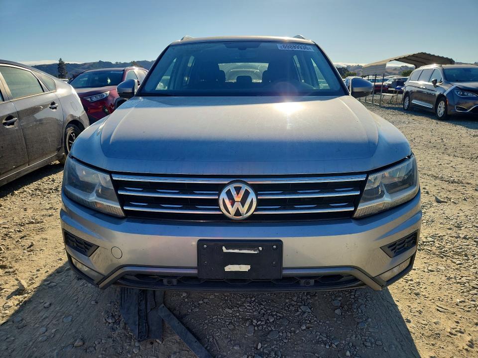 Aukcja sprzedaży 2019 Volkswagen Tiguan, vin: 3VV2B7AX0KM131132, numer aukcji: 69899936