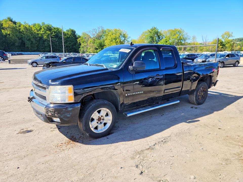 Продажа на аукционе авто 2008 Chevrolet Silverado, vin: 2GCEK190081100138, номер лота: 69369976