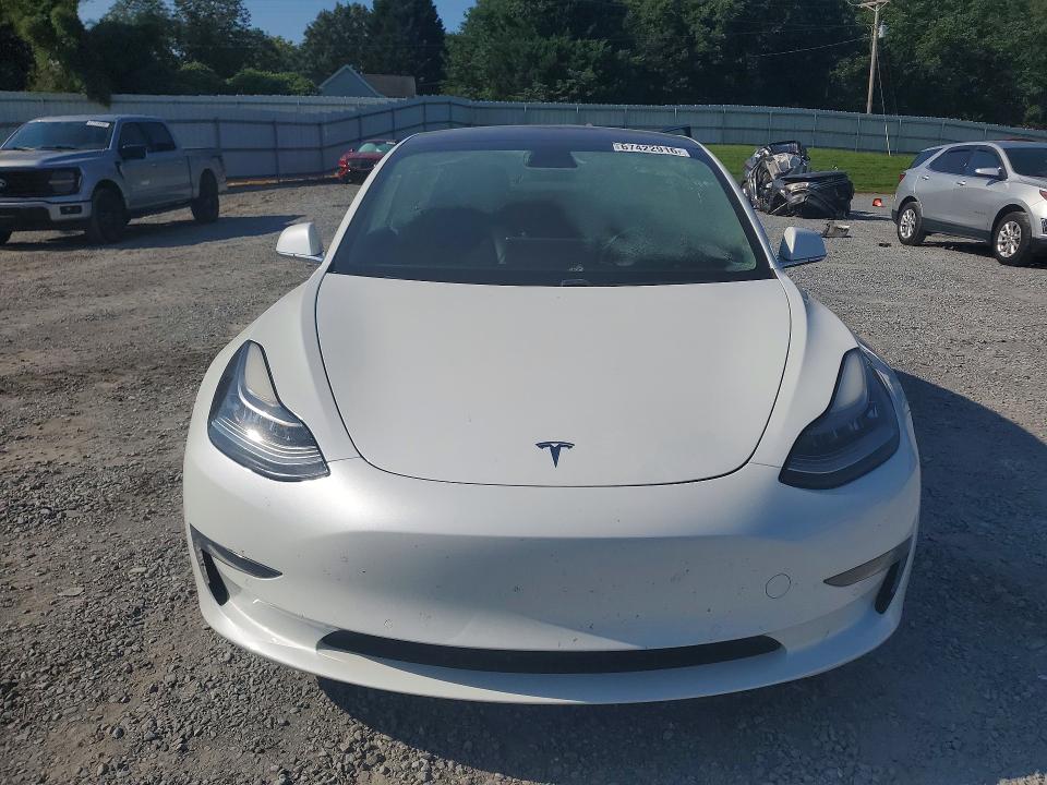 67422916 :رقم المزاد ، 5YJ3E1EA0KF484097 vin ، 2019 Tesla Model 3 مزاد بيع
