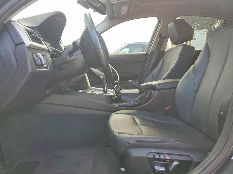 67528856 :رقم المزاد ، WBA8E1G50GNT99918 vin ، 2016 Bmw 320 مزاد بيع