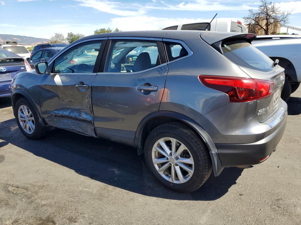 Продажа на аукционе авто 2017 Nissan Rogue Sport, vin: JN1BJ1CP5HW033303, номер лота: 68101216