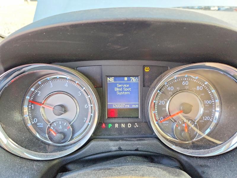 67653456 :رقم المزاد ، 2A4RR5DGXBR665038 vin ، 2011 Chrysler Town & Country مزاد بيع