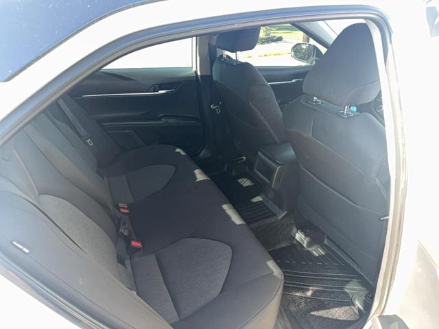 Auction sale of the 2019 Toyota Camry, vin: 4T1B11HK7KU815806, lot number: 69319406