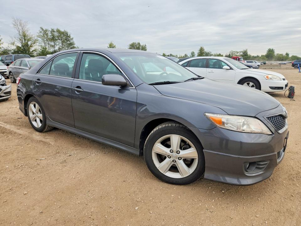 70730166 :رقم المزاد ، 4T1BF3EK7AU114425 vin ، 2010 Toyota Camry مزاد بيع