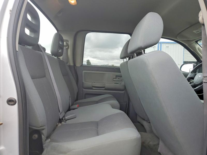 63823836 :رقم المزاد ، 1D7HW48K75S225337 vin ، 2005 Dodge Dakota مزاد بيع