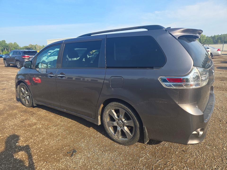 Продаж на аукціоні авто 2018 Toyota Sienna, vin: 5TDXZ3DC0JS954806, номер лоту: 67417906