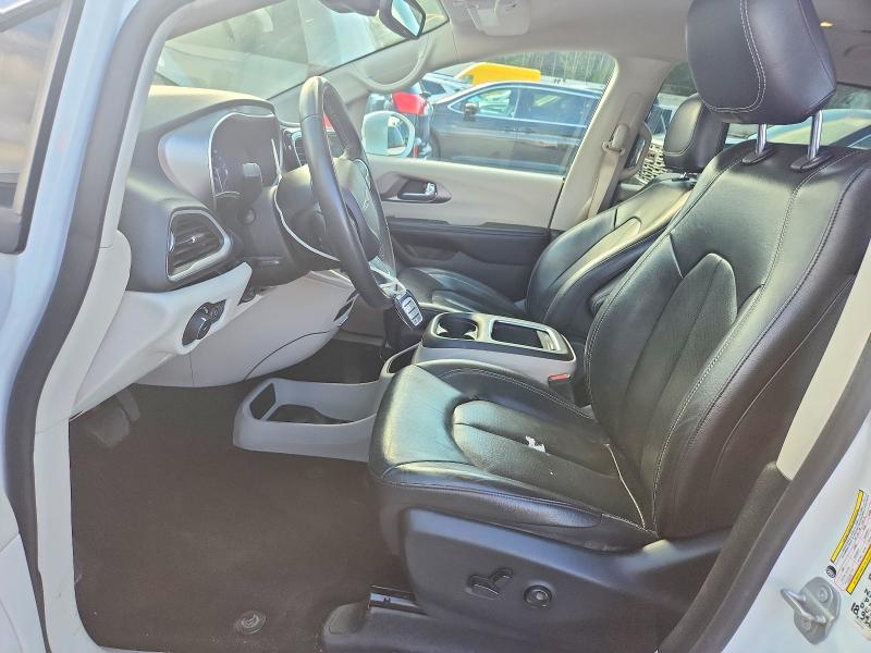 65517146 :رقم المزاد ، 2C4RC1BG3NR117793 vin ، 2022 Chrysler Pacifica مزاد بيع