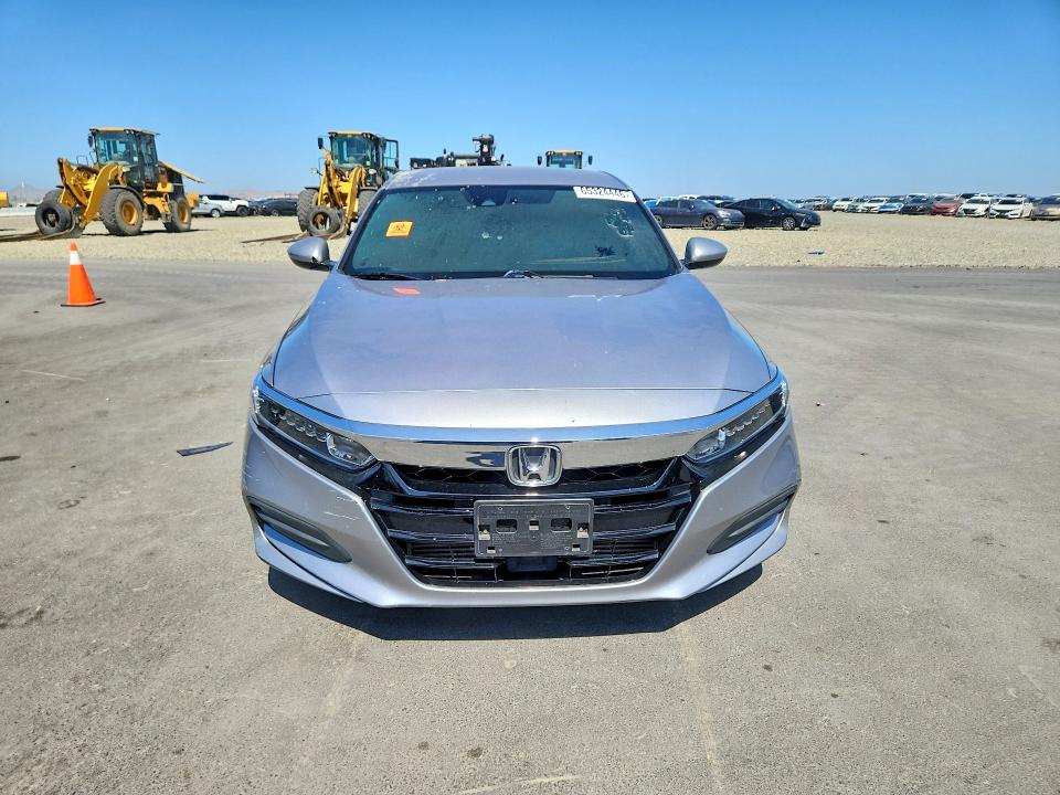 2020 Honda Accord მანქანა იყიდება აუქციონზე, vin: 1HGCV1F19LA120450, აუქციონის ნომერი: 65324446