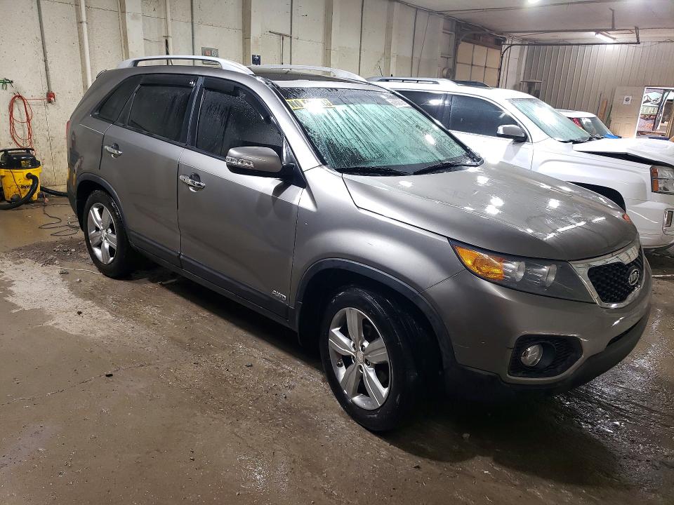 2013 Kia Sorento მანქანა იყიდება აუქციონზე, vin: 5XYKUDA24DG386569, აუქციონის ნომერი: 67658726