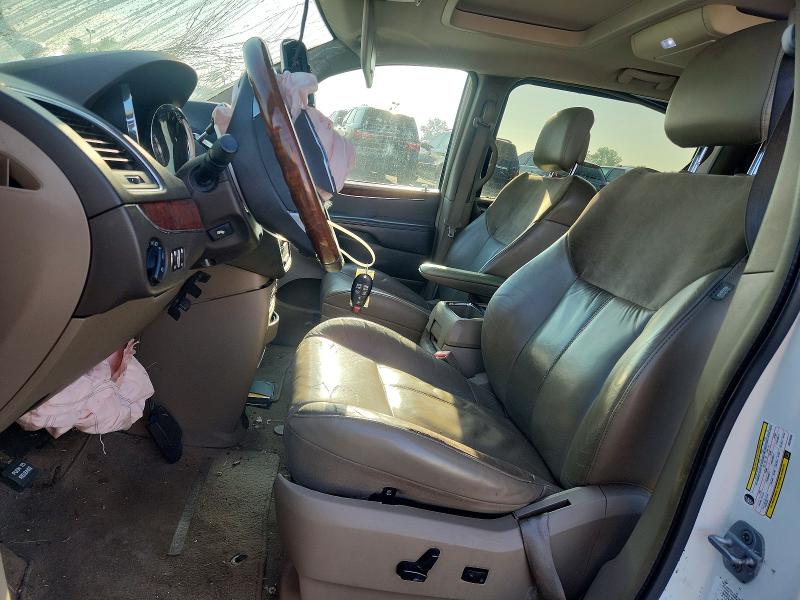 68618036 :رقم المزاد ، 2C4RC1GG8CR228569 vin ، 2012 Chrysler Town & Country مزاد بيع