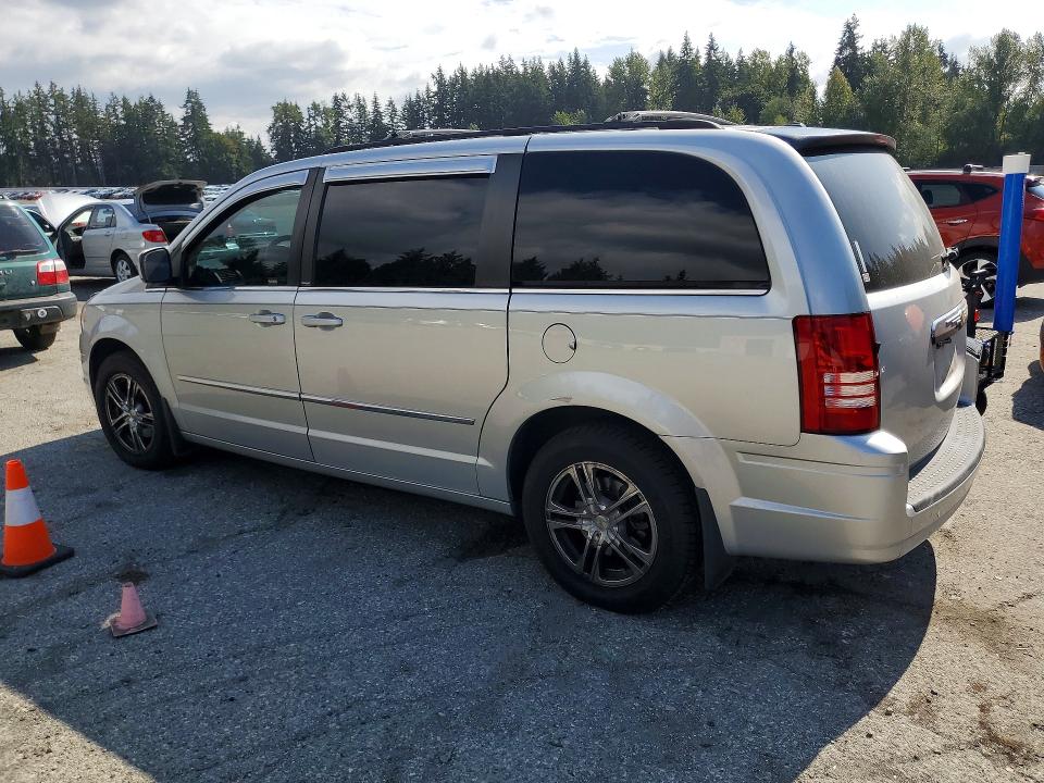 Auction sale of the 2010 Chrysler Town & Country, vin: 2A4RR5D10AR413213        , lot number: 65965546