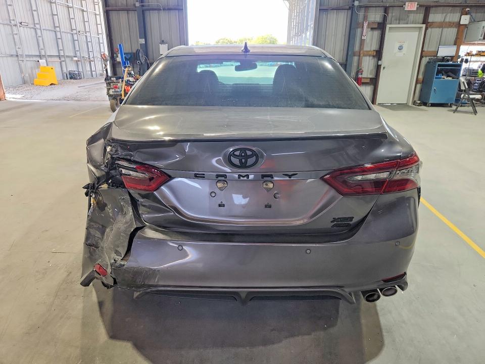 Продажа на аукционе авто 2022 Toyota Camry, vin: 4T1K61BK7NU054595, номер лота: 67732606