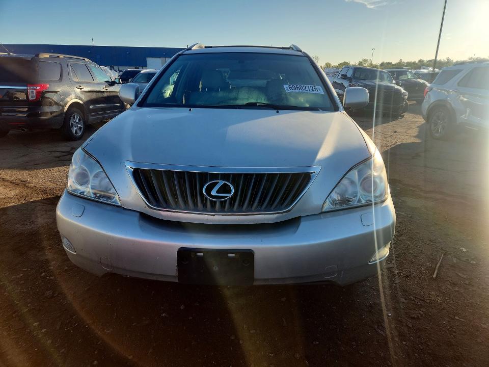 69602726 :رقم المزاد ، 2T2HK31U08C096211 vin ، 2008 Lexus Rx مزاد بيع