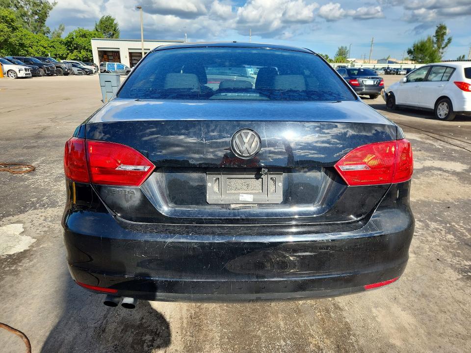 Продажа на аукционе авто 2014 Volkswagen Jetta, vin: 3VW2K7AJ5EM436153, номер лота: 70255036