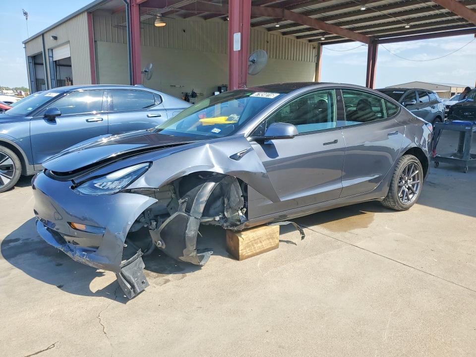 67934016 :رقم المزاد ، 5YJ3E1EA3KF298618 vin ، 2019 Tesla Model 3 مزاد بيع