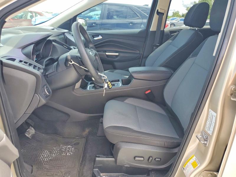70922676 :رقم المزاد ، 1FMCU9GD1HUC57702 vin ، 2017 Ford Escape مزاد بيع