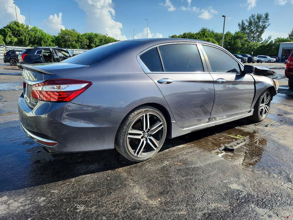 Aukcja sprzedaży 2017 Honda Accord, vin: 1HGCR2F10HA299723, numer aukcji: 68619626