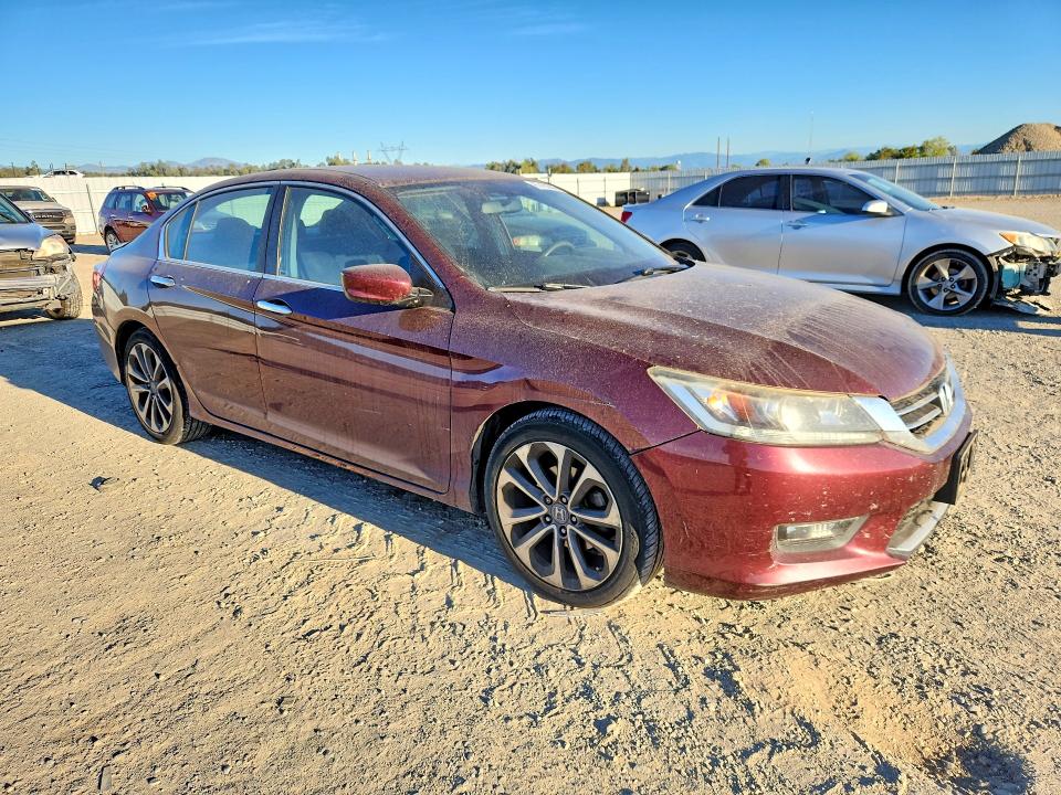 67450006 :رقم المزاد ، 1HGCR2F55FA197785 vin ، 2015 Honda Accord مزاد بيع