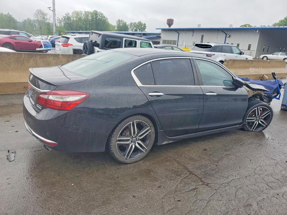 Продаж на аукціоні авто 2017 Honda Accord, vin: 1HGCR2F17HA242046, номер лоту: 67109896