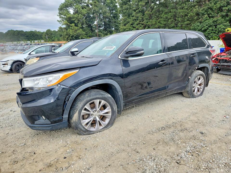Auction sale of the 2015 Toyota Highlander, vin: 5TDBKRFH6FS214615, lot number: 70065966