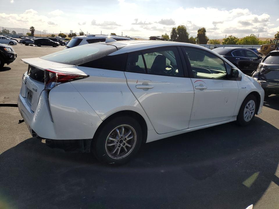 67694956 :رقم المزاد ، JTDKBRFU2J3076255 vin ، 2018 Toyota Prius مزاد بيع