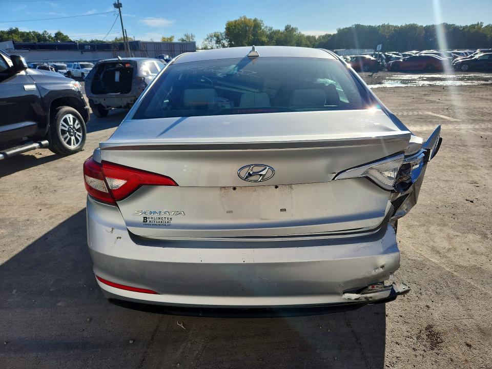 70295256 :رقم المزاد ، 5NPE24AF6HH573431 vin ، 2017 Hyundai Sonata مزاد بيع