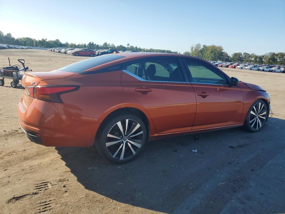 69229956 :رقم المزاد ، 1N4BL4CV7KC187825 vin ، 2019 Nissan Altima مزاد بيع