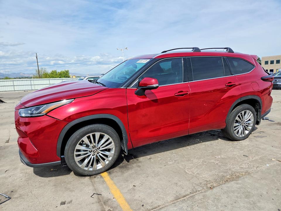 Продаж на аукціоні авто 2024 Toyota Highlander, vin: 5TDKDRBH2RS545941, номер лоту: 68827226