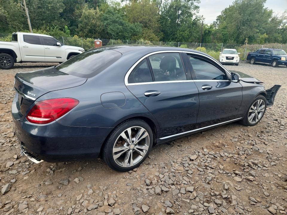 2015 Mercedes-benz C მანქანა იყიდება აუქციონზე, vin: 55SWF4KB6FU067967, აუქციონის ნომერი: 68140696