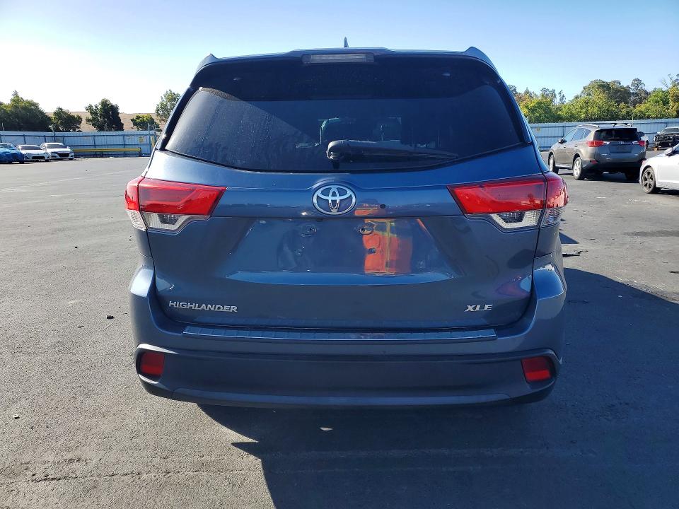 Aukcja sprzedaży 2019 Toyota Highlander, vin: 5TDJZRFH8KS724692, numer aukcji: 68708006