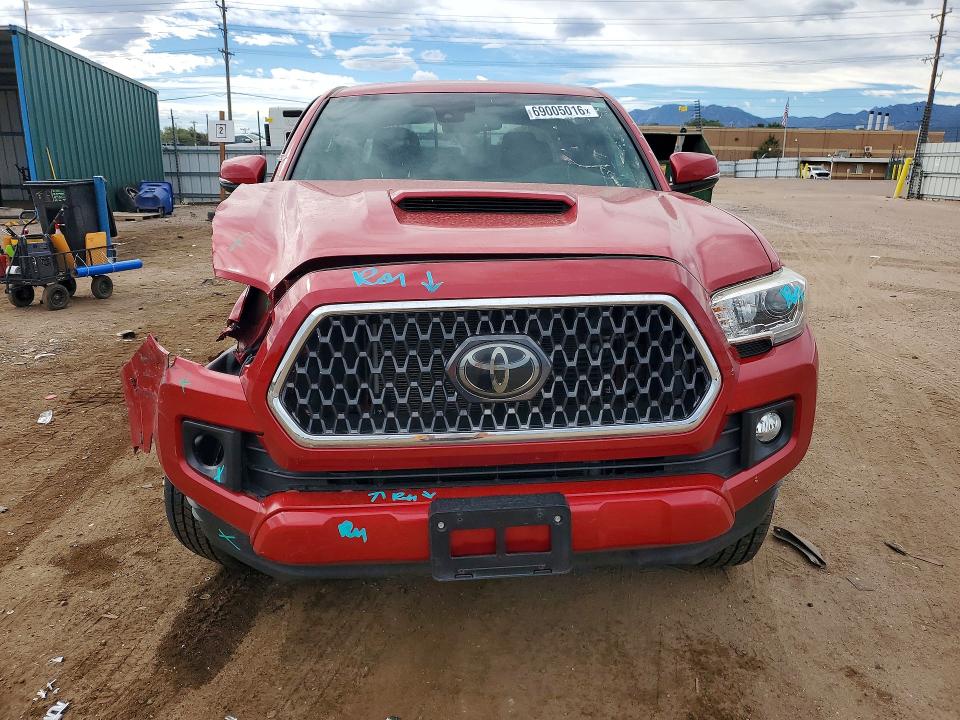 Продаж на аукціоні авто 2018 Toyota Tacoma, vin: 3TMCZ5AN8JM149474, номер лоту: 69005016