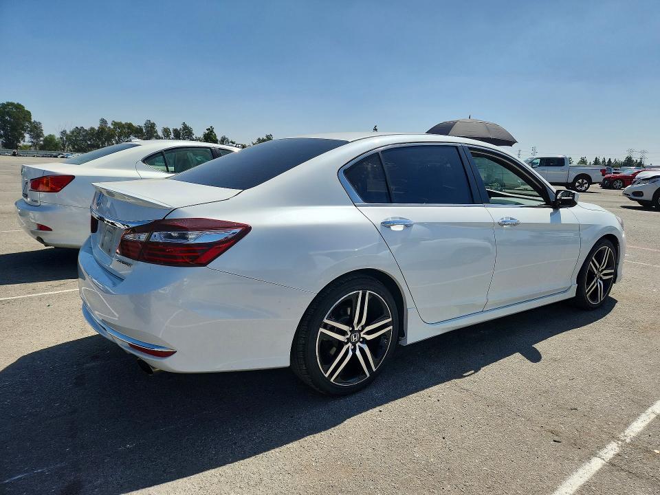 2017 Honda Accord მანქანა იყიდება აუქციონზე, vin: 1HGCR2F52HA269352, აუქციონის ნომერი: 69798256