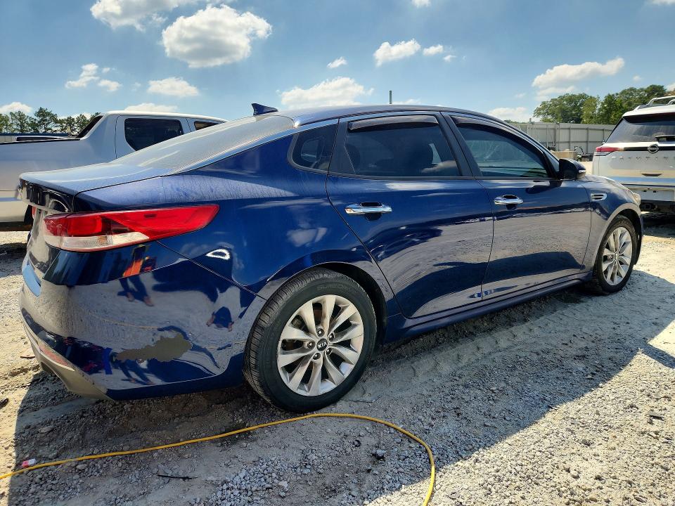 2016 Kia Optima მანქანა იყიდება აუქციონზე, vin: 5XXGT4L32GG066769, აუქციონის ნომერი: 69562676