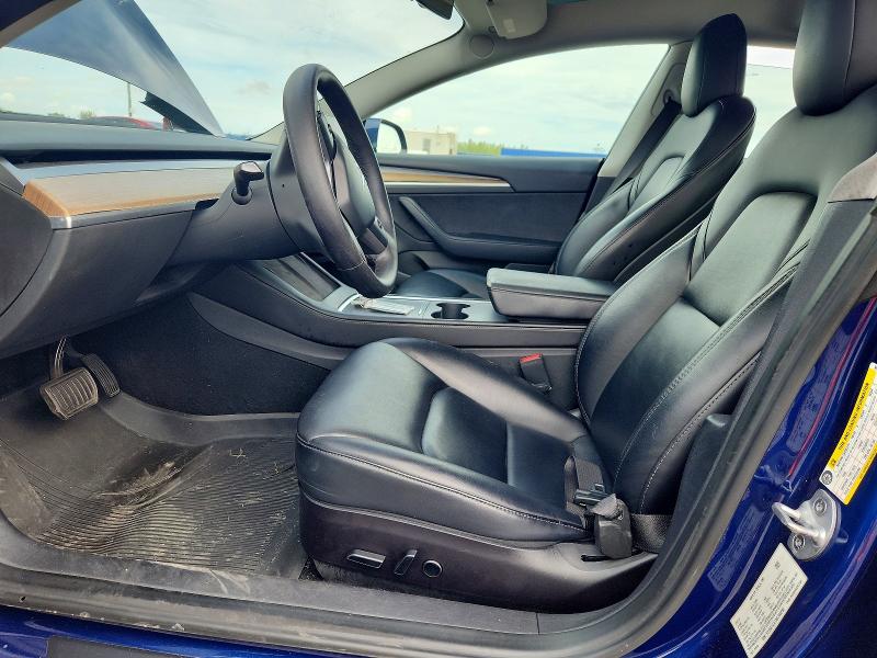 2022 Tesla Model 3 მანქანა იყიდება აუქციონზე, vin: 5YJ3E1EA1NF369898, აუქციონის ნომერი: 70176556