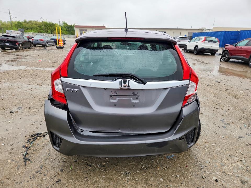 Продажа на аукционе авто 2015 Honda Fit, vin: 3HGGK5H88FM761916, номер лота: 68046896