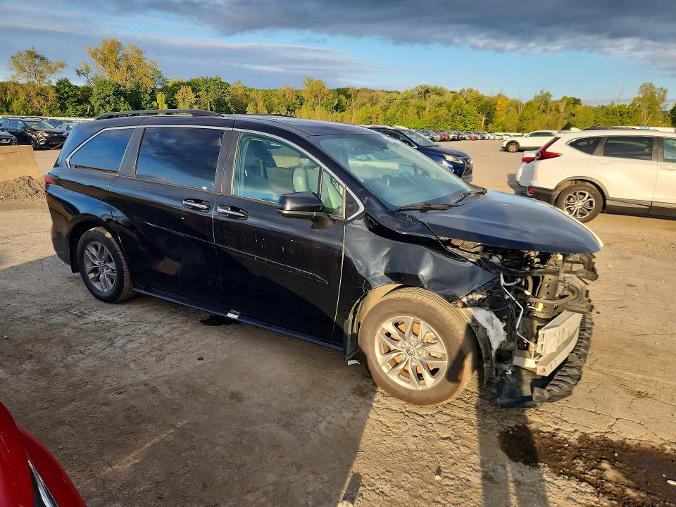 2022 Toyota Sienna მანქანა იყიდება აუქციონზე, vin: 5TDJSKFC2NS068140, აუქციონის ნომერი: 68934106