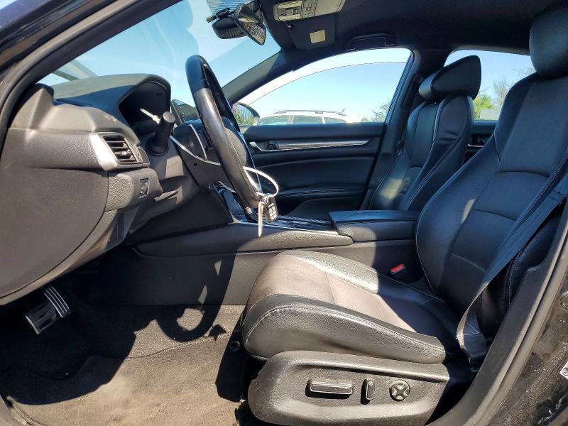 Продаж на аукціоні авто 2018 Honda Accord, vin: 1HGCV1F3XJA204081, номер лоту: 67336556