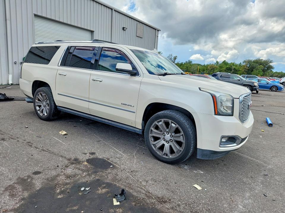 68152896 :رقم المزاد ، 1GKS2JKJ4FR648982 vin ، 2015 Gmc Yukon Xl مزاد بيع
