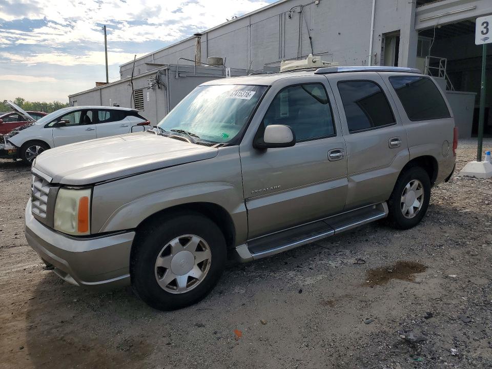 67415316 :رقم المزاد ، 1GYEK63N82R114900 vin ، 2002 Cadillac Escalade مزاد بيع