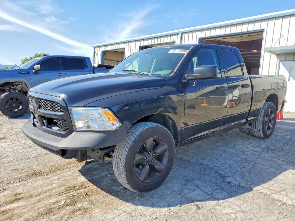 69196896 :رقم المزاد ، 1C6RR7FGXHS635373 vin ، 2017 Ram 1500 مزاد بيع
