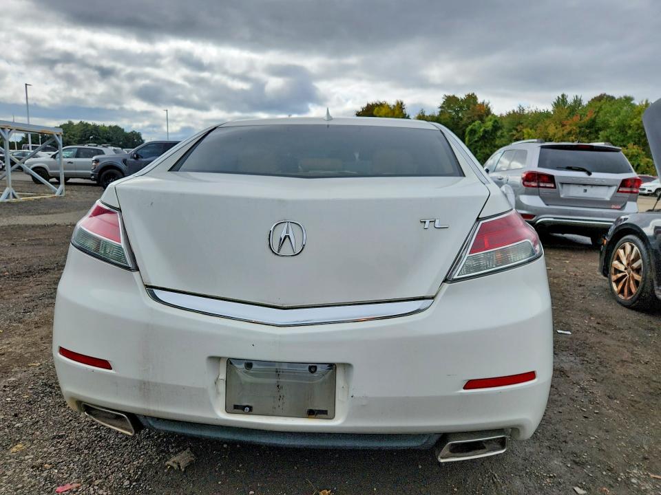 70889576 :رقم المزاد ، 19UUA8F23DA006799 vin ، 2013 Acura Tl مزاد بيع